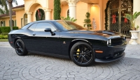 Dodge Challenger SRT